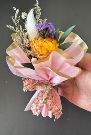 Dry flower car freshener